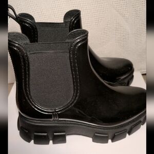 Dolce Vita Splash Ankle Boots